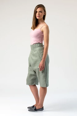 Шорты грави с поясом, оливковые, женские 17-018 Шорты грави с поясом, оливковые, женские 17-018