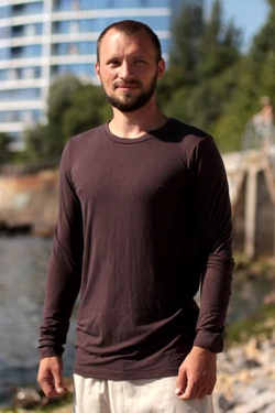 Лонгслив коричневый 20-004 Лонгслив коричневый 20-004