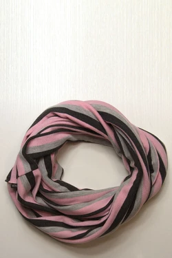 Шарф-снуд черно-серо-розовый в полоску, зимний 14-018-2 Шарф-снуд черно-серо-розовый в полоску, зимний 14-018-2