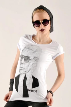 Футболка "Who?" женская 15-029 Футболка "Who?" женская 15-029