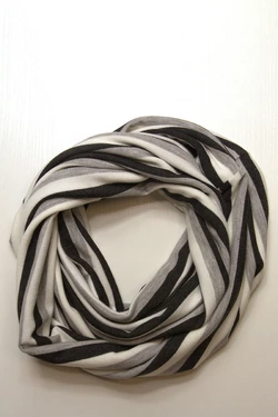 Шарф-снуд черно-серо-белый в полоску, зимний 14-018-2 Шарф-снуд черно-серо-белый в полоску, зимний 14-018-2