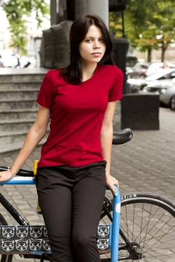 футболка бордовая футболка бордовая